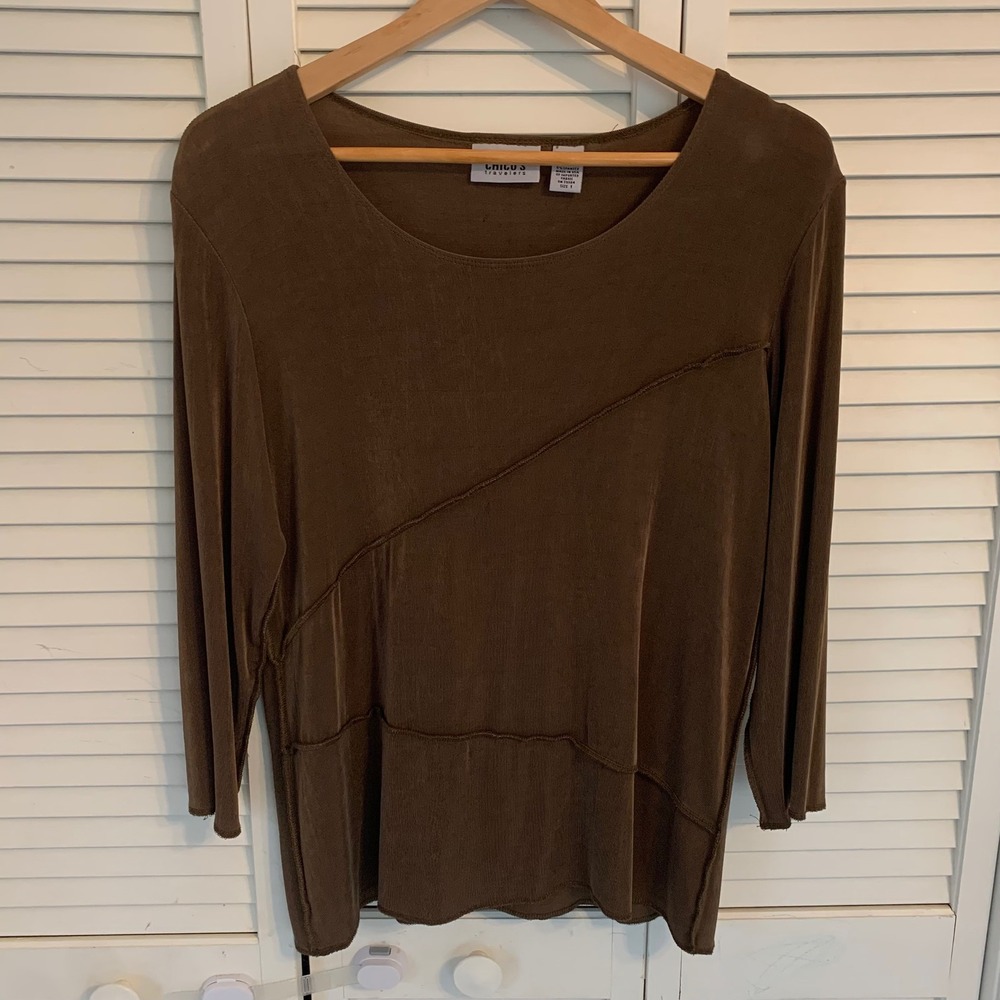 Chicos Travelers Olive Blouse Top Asymmetrical Seam‎ 3/4 Sleeve Women Sz 1 (M/8)